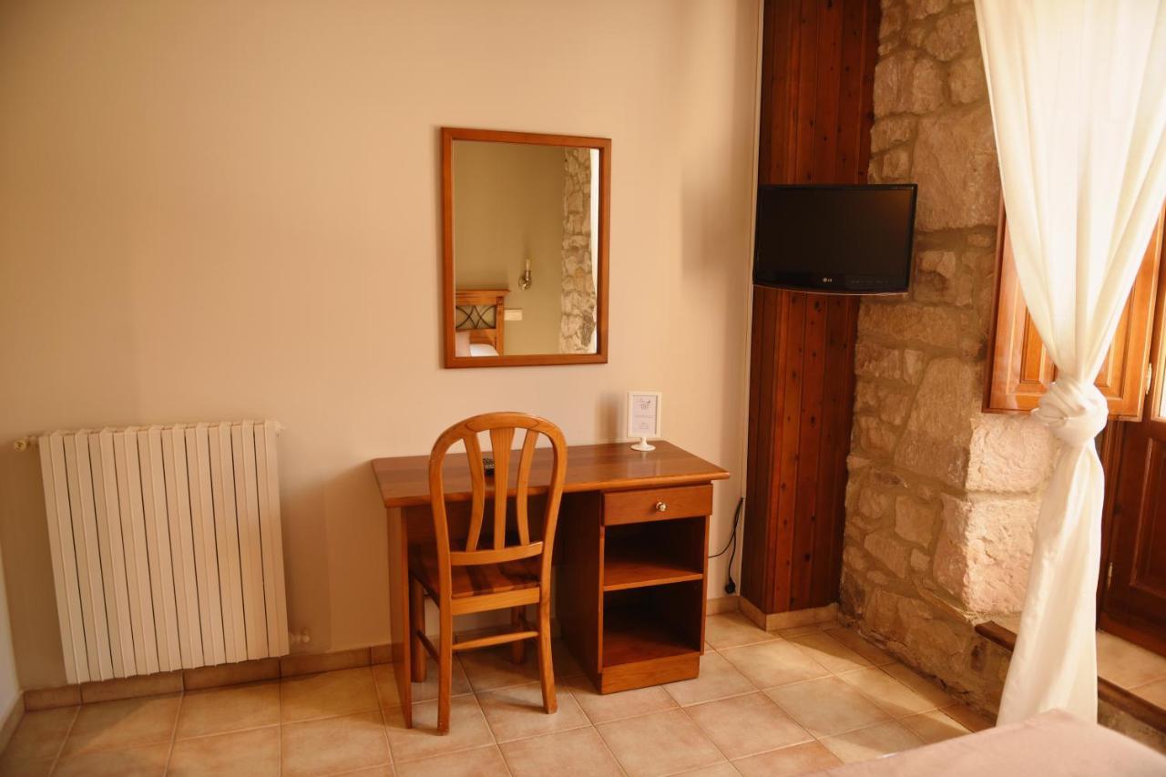 Hostal San Martin Molinos de Duero Exterior photo